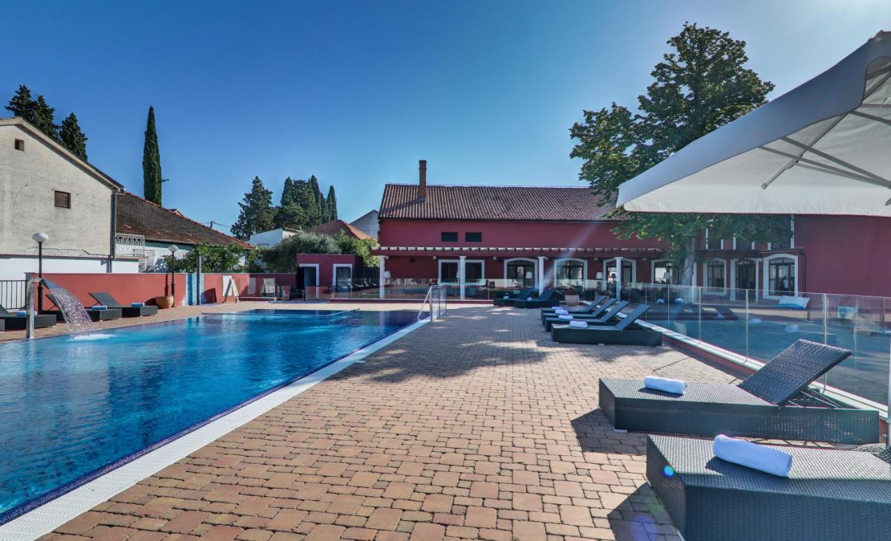 Hotel Villa Donat 스베티필립아이자코브 외부 사진