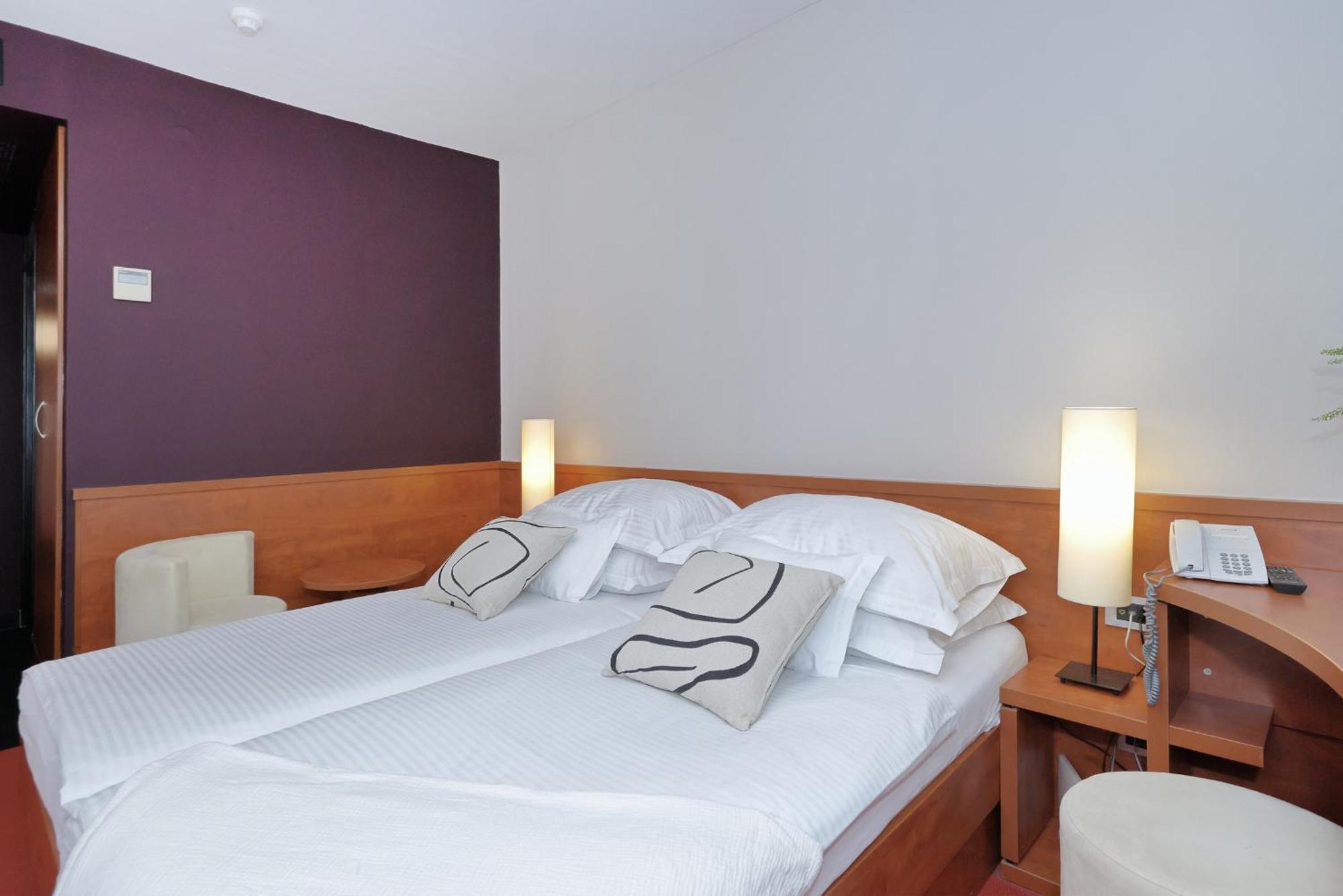 Hotel Villa Donat 스베티필립아이자코브 객실 사진